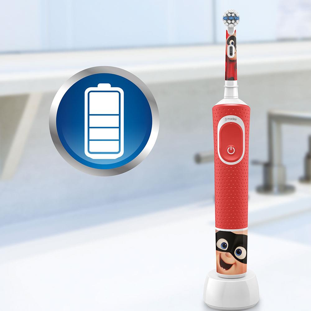 Oral-B D100 Vitality Pixar Özel Seri Çocuklar İçin Şarj Edilebilir Diş Fırçası