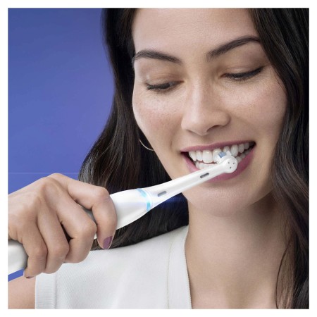 Oral-B iO Ultimate Clean Beyaz Diş Fırçası Yedek Başlığı 2 Adet - Thumbnail